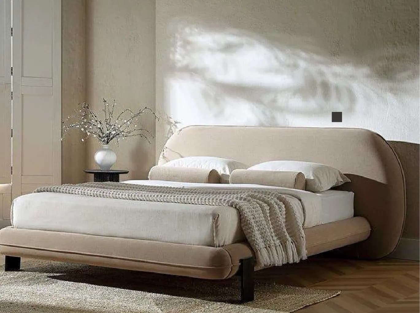 Curved Headboard Low Platform Bed